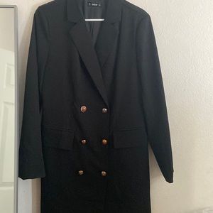 Black thigh, high jacket